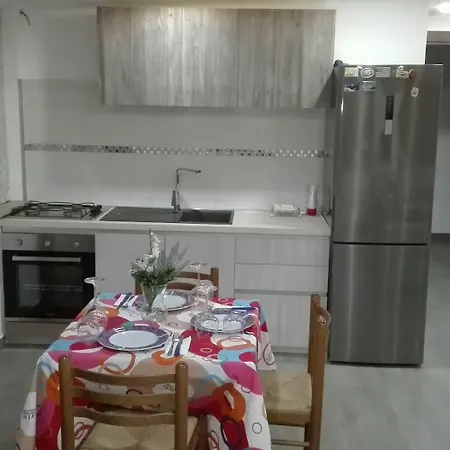 Garden Apartment *